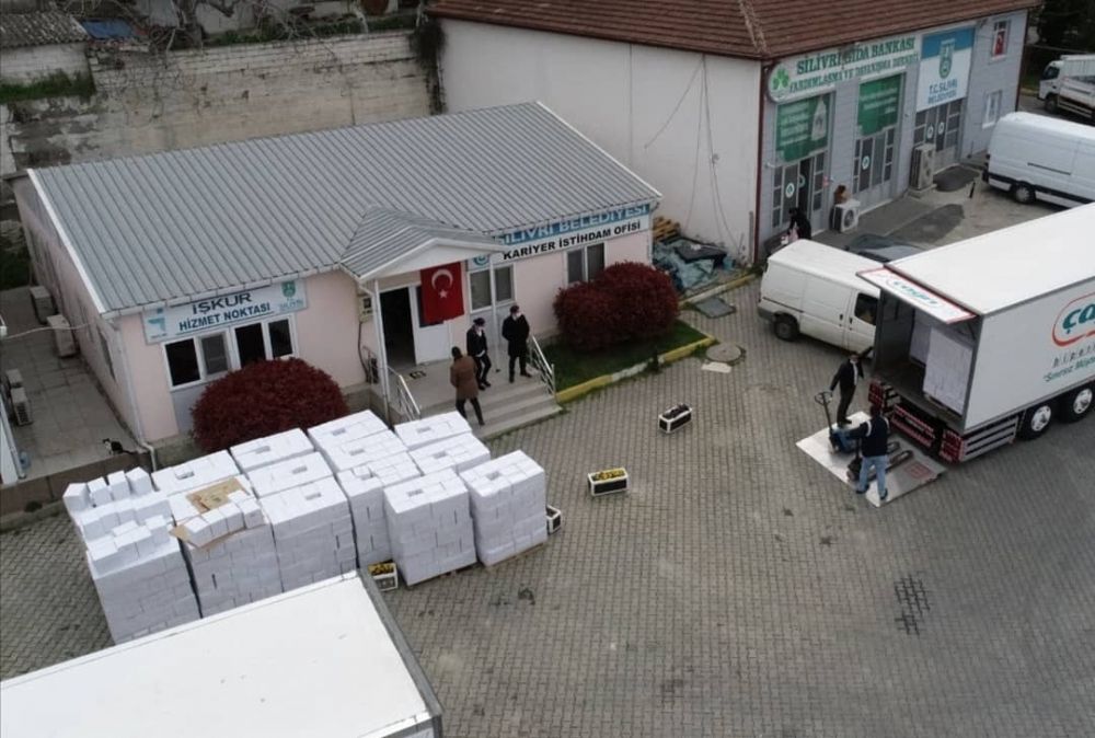 Elginkan Holding’ten Gıda Bankasına 2000 koli kumanya desteği