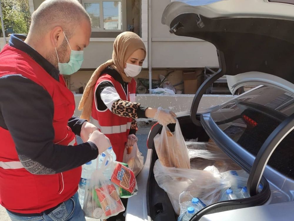 Ramazanın ilk günü Kızılay gönüllüleri iş başındaydı