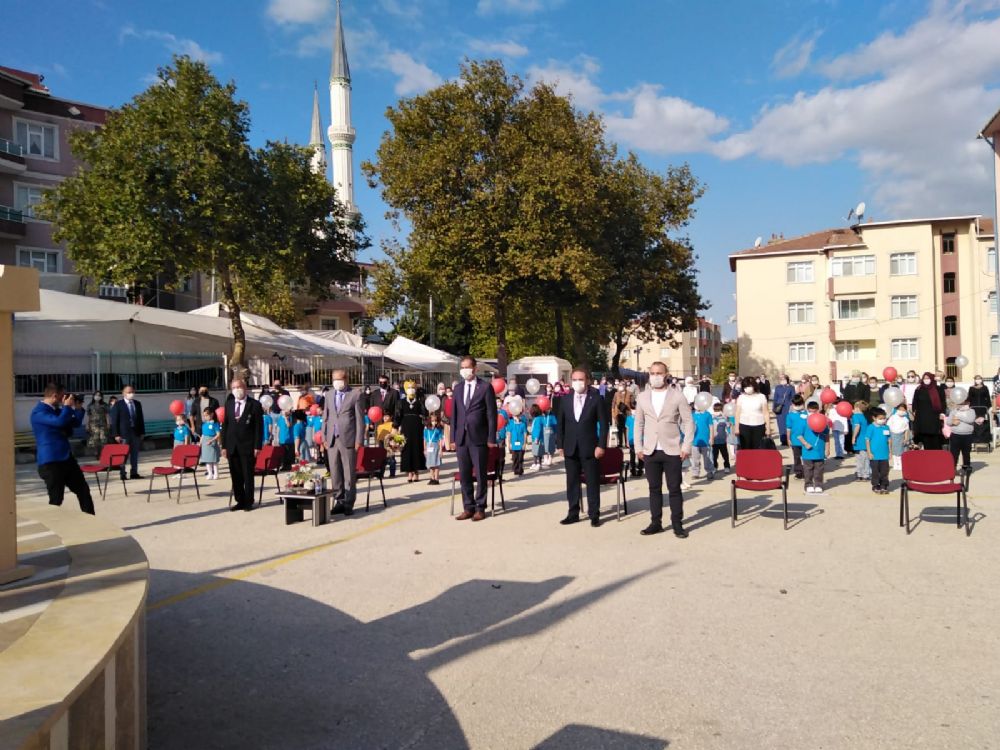 Yüz yüze eğitim anasınıfı ve ilkokul 1. sınıflarda başladı