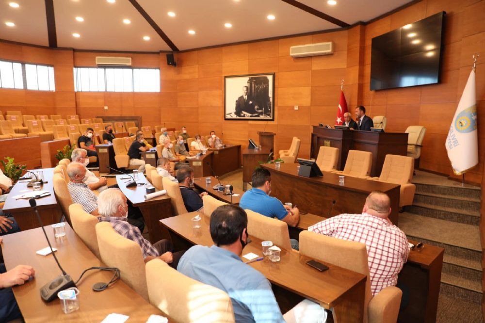 Minibüsçü esnafıyla sorunları istişare ettiler