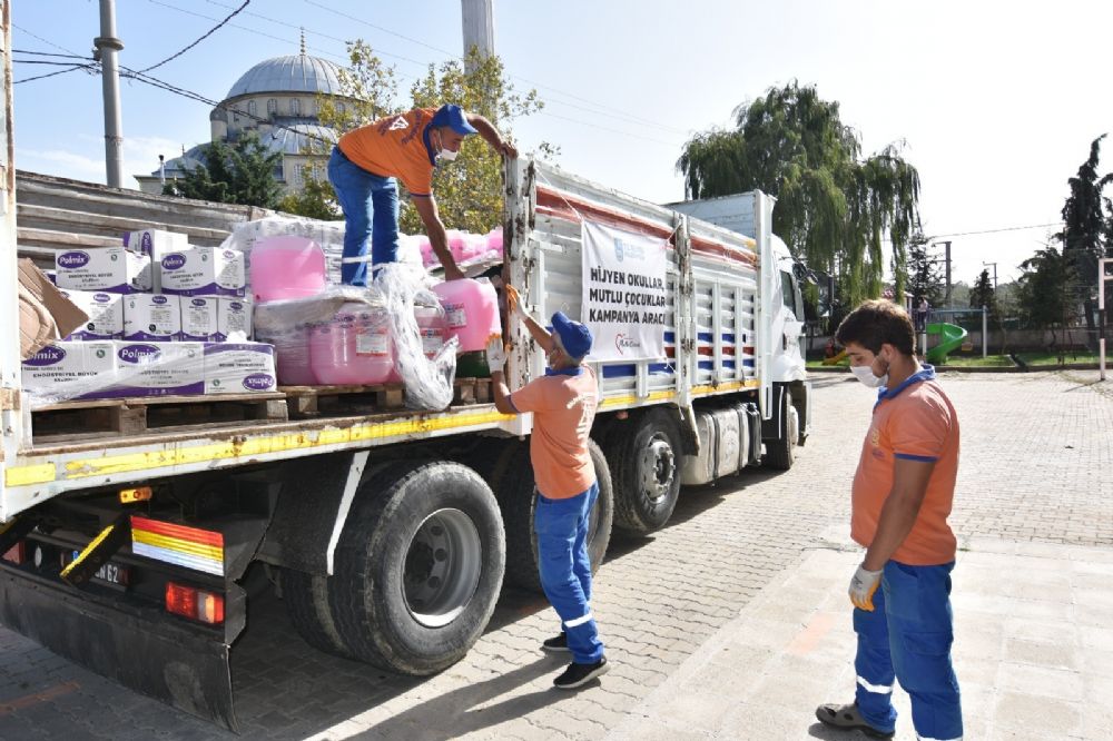 Okullara Temizlik Malzemesi Desteğinin ilk etabı gerçekleştirildi