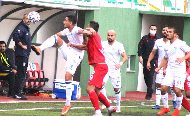 Çatalcaspor emin adımlarla 2-1