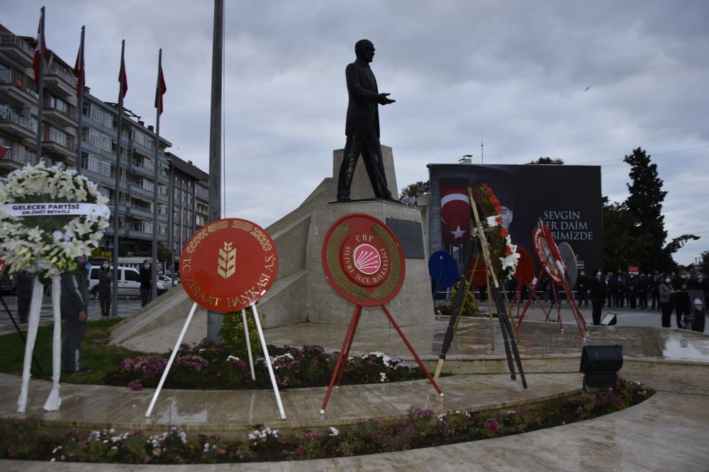 Silivrililer, Ulu Önder Gazi Mustafa Kemal Atatürk’ü minnetle andı