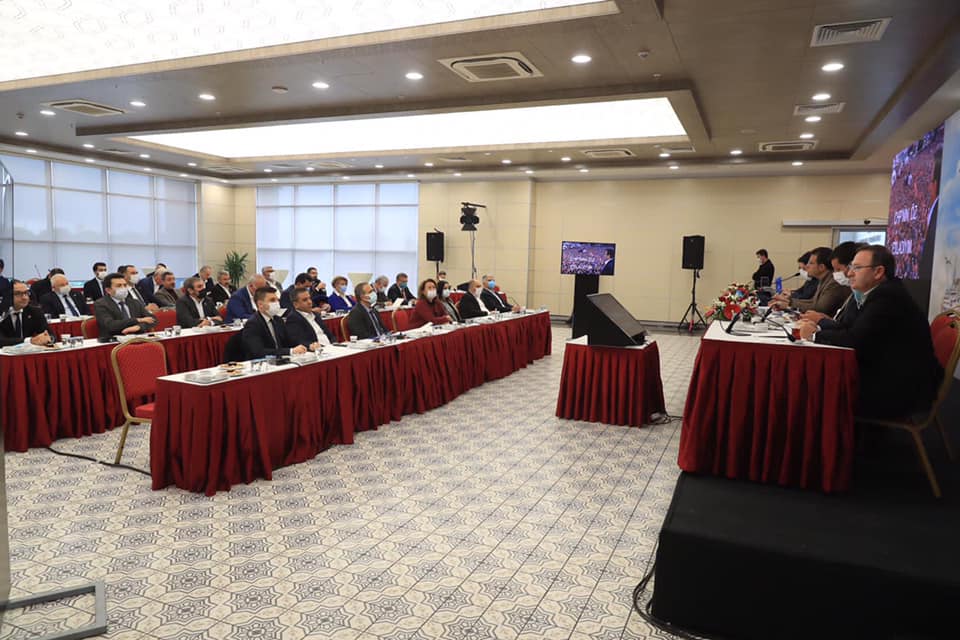 İmamoğlu, CHP İlçe Başkanlarıyla buluştu