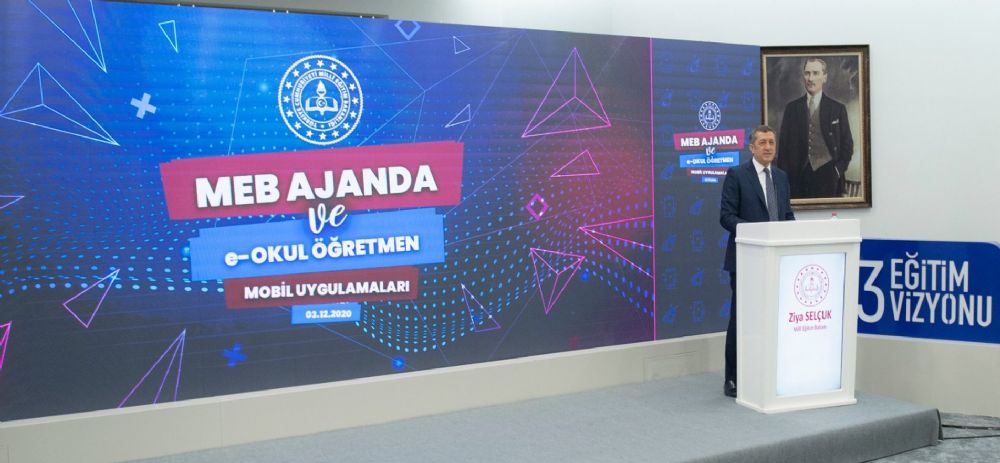 'MEB Ajanda' ve 'e-OKUL ÖĞRETMEN' uygulamaları tanıtıldı