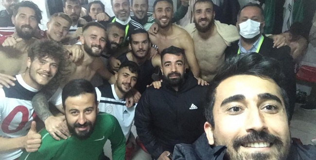 Karaköprü deplasmanda galip ayrıldı 2-0