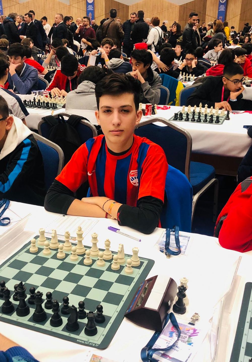 Akıncıoğlu, Satranç şampiyonu oldu