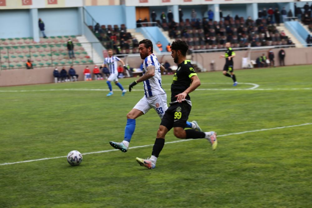 HEASK-Çengelköy maçında gol sesi çıkmadı