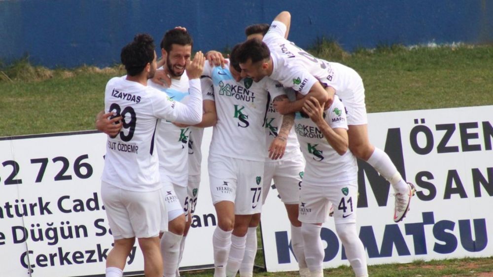 Velimeşe, Kocaeli’ne direnemedi 3-0