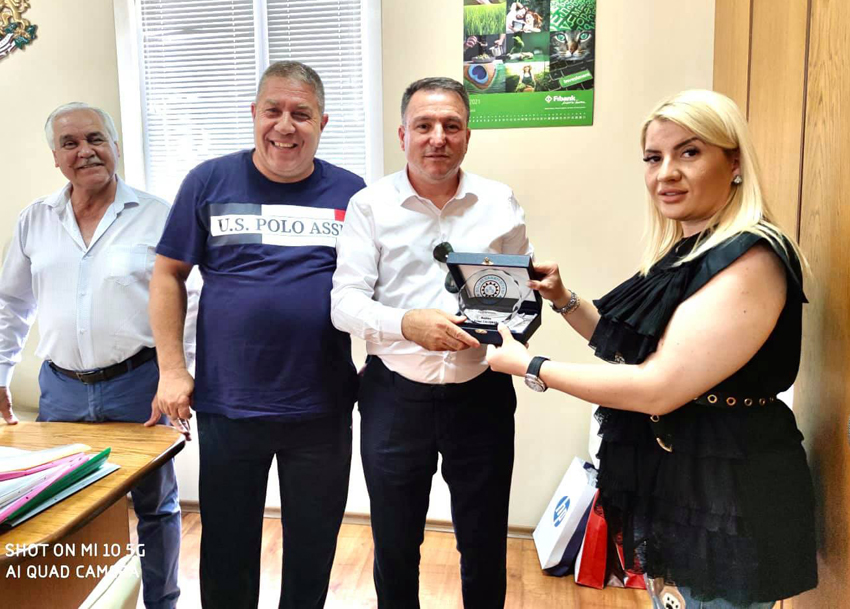 Seçim çalışmalarına destek vermeye gittiler