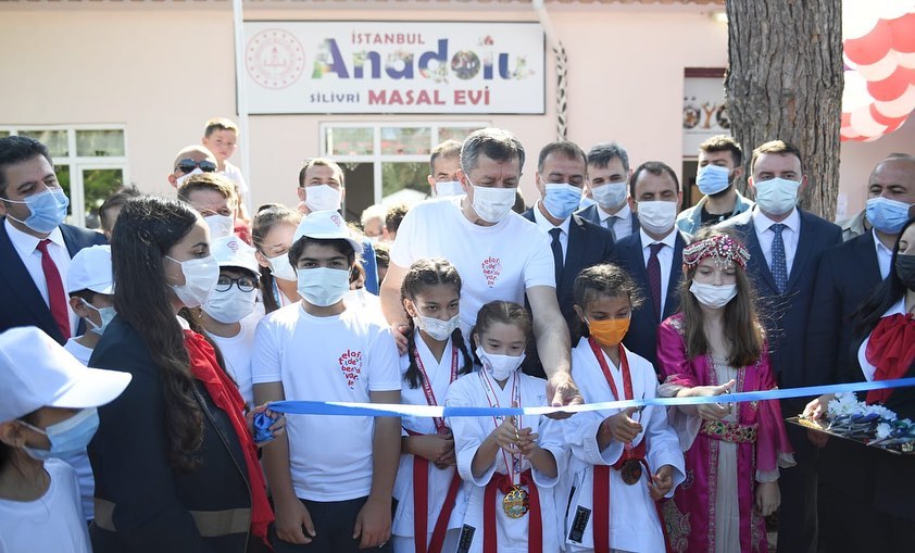 Silivri Anadolu Masal Evi, Bakan Selçuk’un katılımıyla açıldı