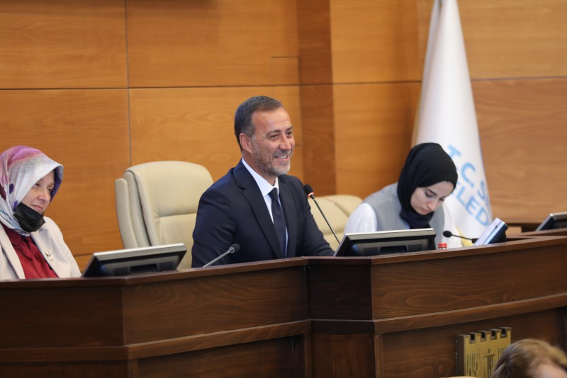 Yılmaz’dan devlet üniversitesi müjdesi