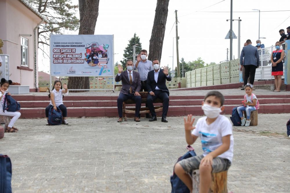Silivri Belediyesinden okula yeni başlayan 2 Bin 900 öğrenciye destek