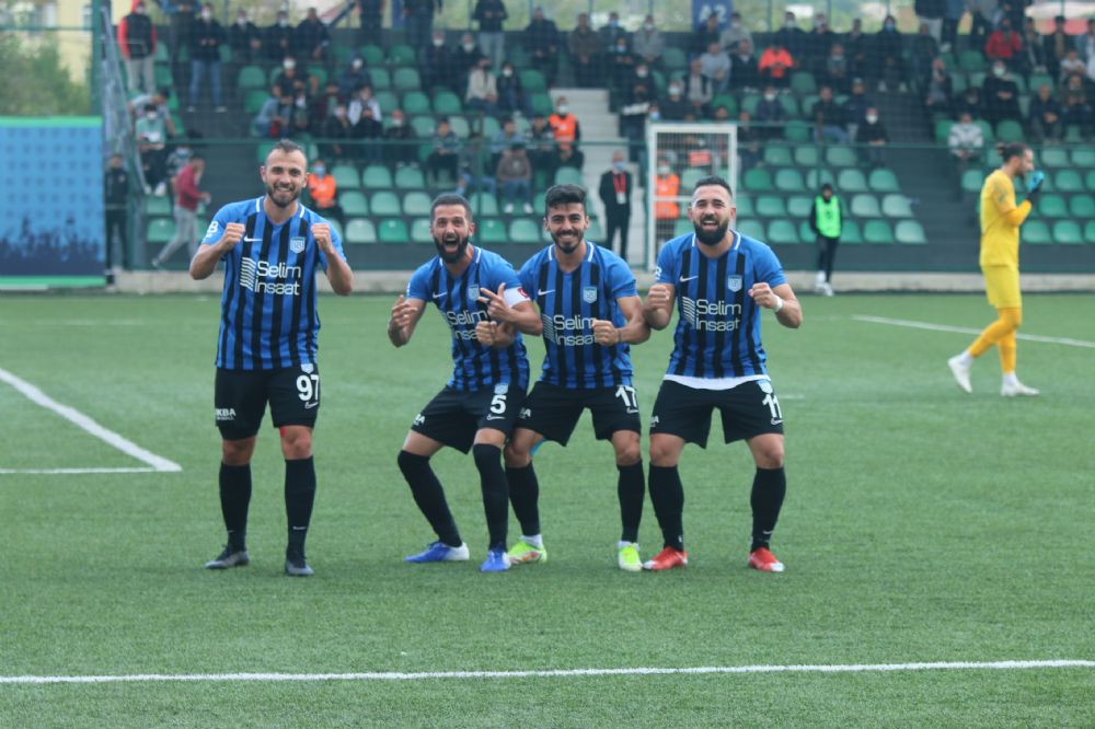 Arnavutköy Belediye liderliğini sürdürdü 1-0
