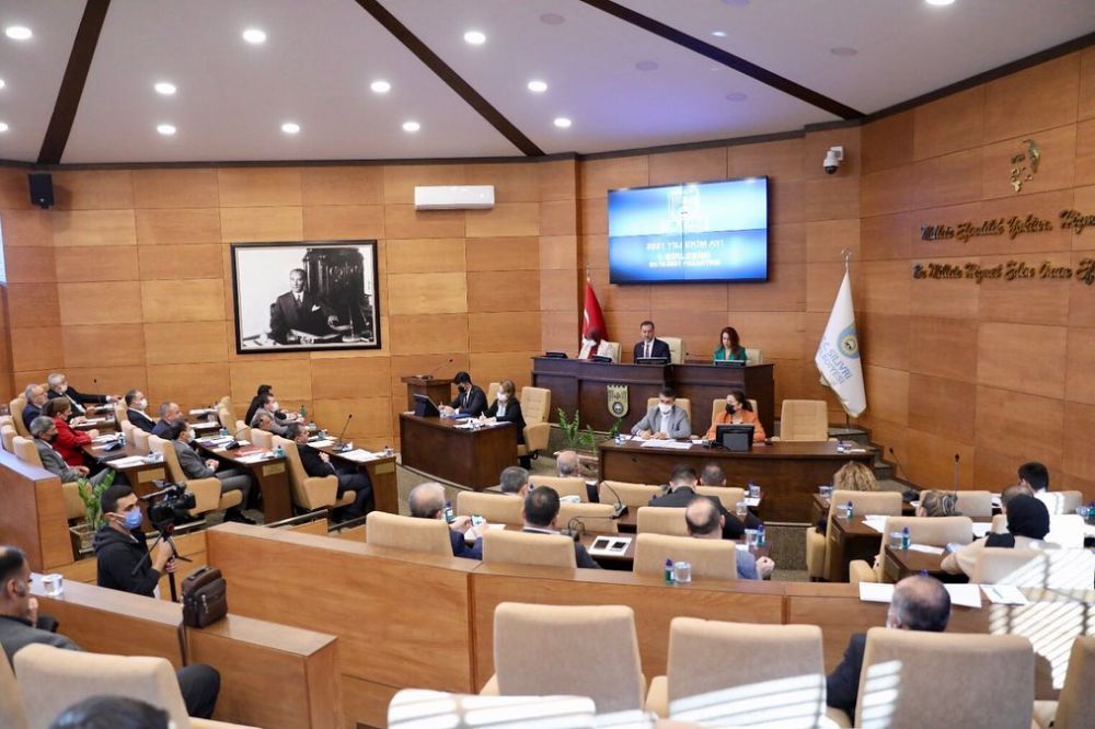 Gündem sakin, gündem dışı gergin