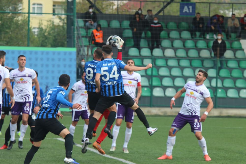 Arnavutköy Belediye zirveye yerleşti 3-1