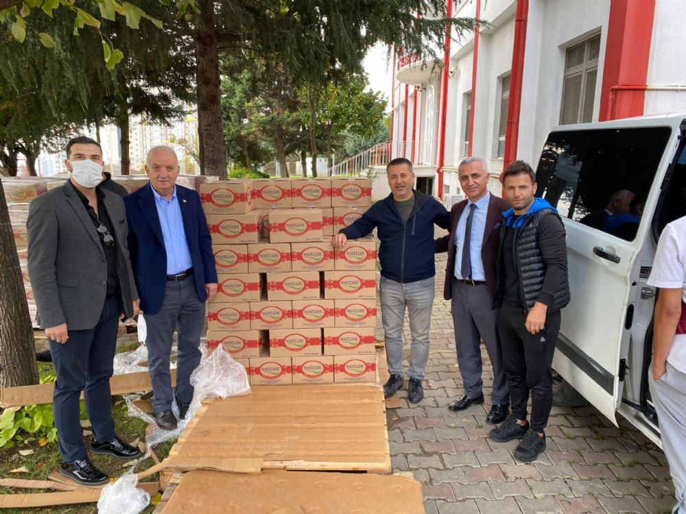 Pendikspor'dan ilçedeki amatör kulüplere yardım eli