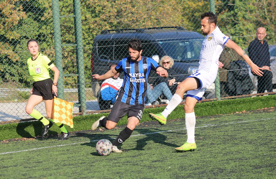 Üsküdarspor hakemin iz bıraktığı maçta yenildi