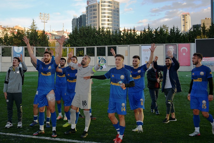 Küçükçekmece Sinop, Gebze'nin yenilmezliğine son verdi