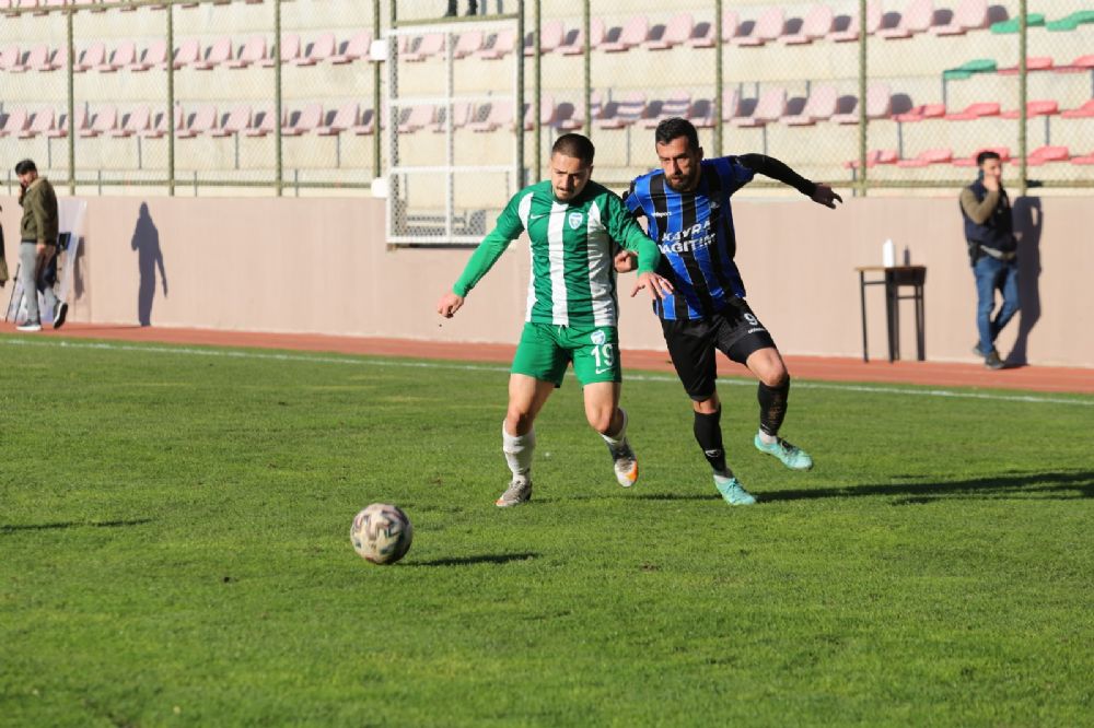 Üsküdarspor-Sultanbeyli maçında kazanan çıkmadı