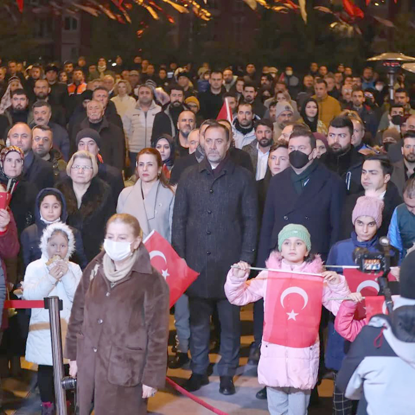 Silivrililer Nevruz ateşinin çevresinde toplandı