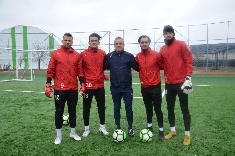 Yenidoğan: Arkadaşlarımla gurur duyuyorum