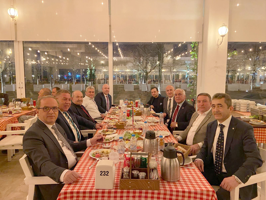 Esnaf Başkanları iftarda buluştu