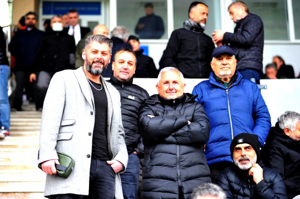 Silivrispor yönetimi rakiplerini izledi