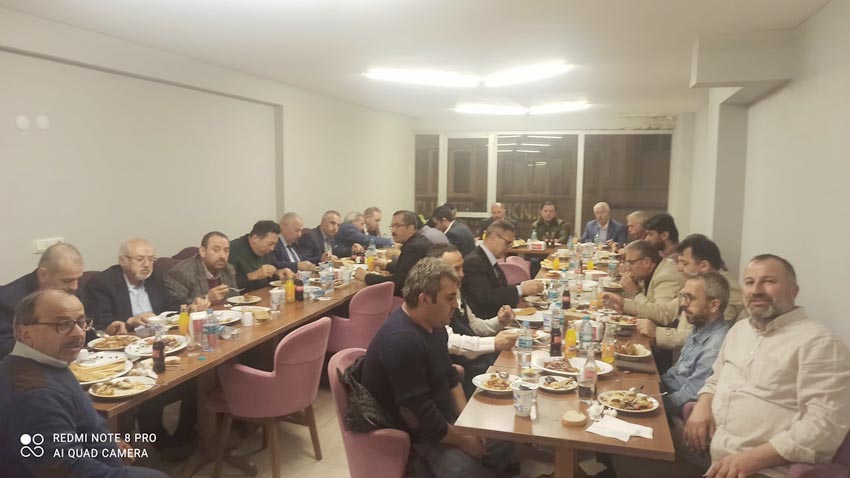 Erzurumlular iftarda buluştu