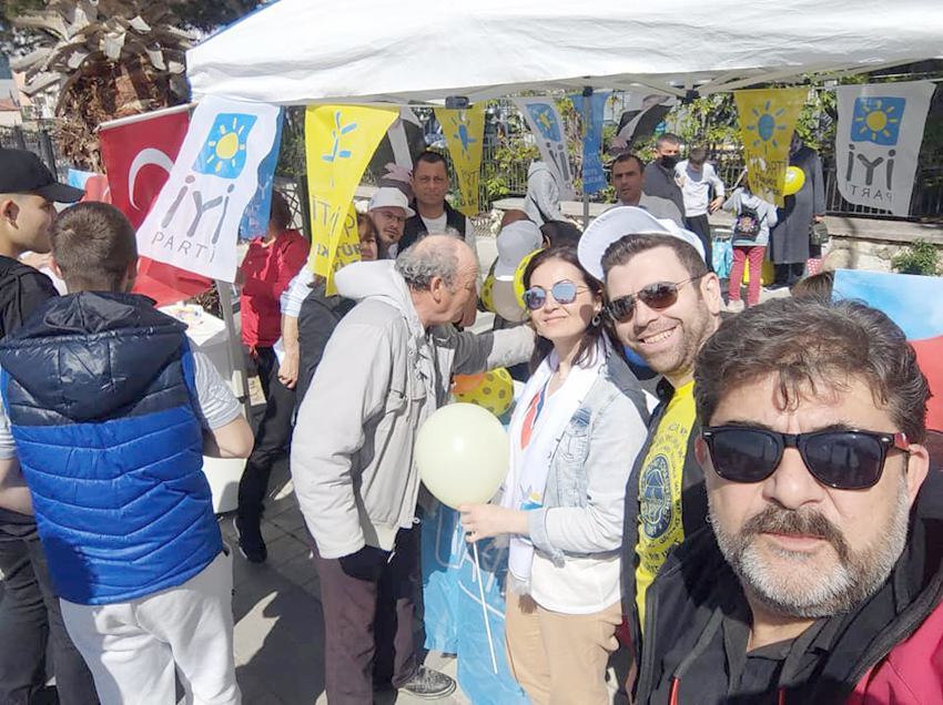 İYİ’ler annelerin gününü kutladı