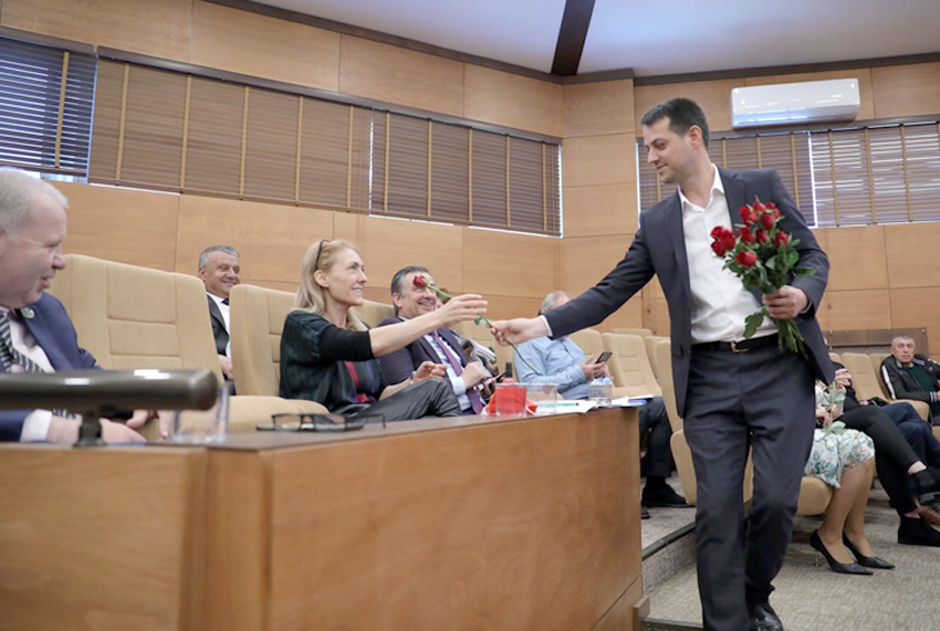Çolakoğlu: Her zaman annelerimizin yanındayız