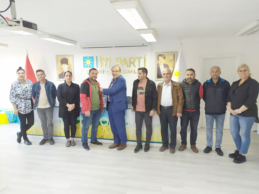 Mustafa Gökalp İYİ’ler arasına katıldı