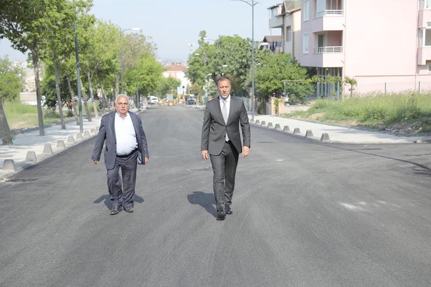 Kozanoğlu Caddesi’nin asfaltlanması ses getirdi