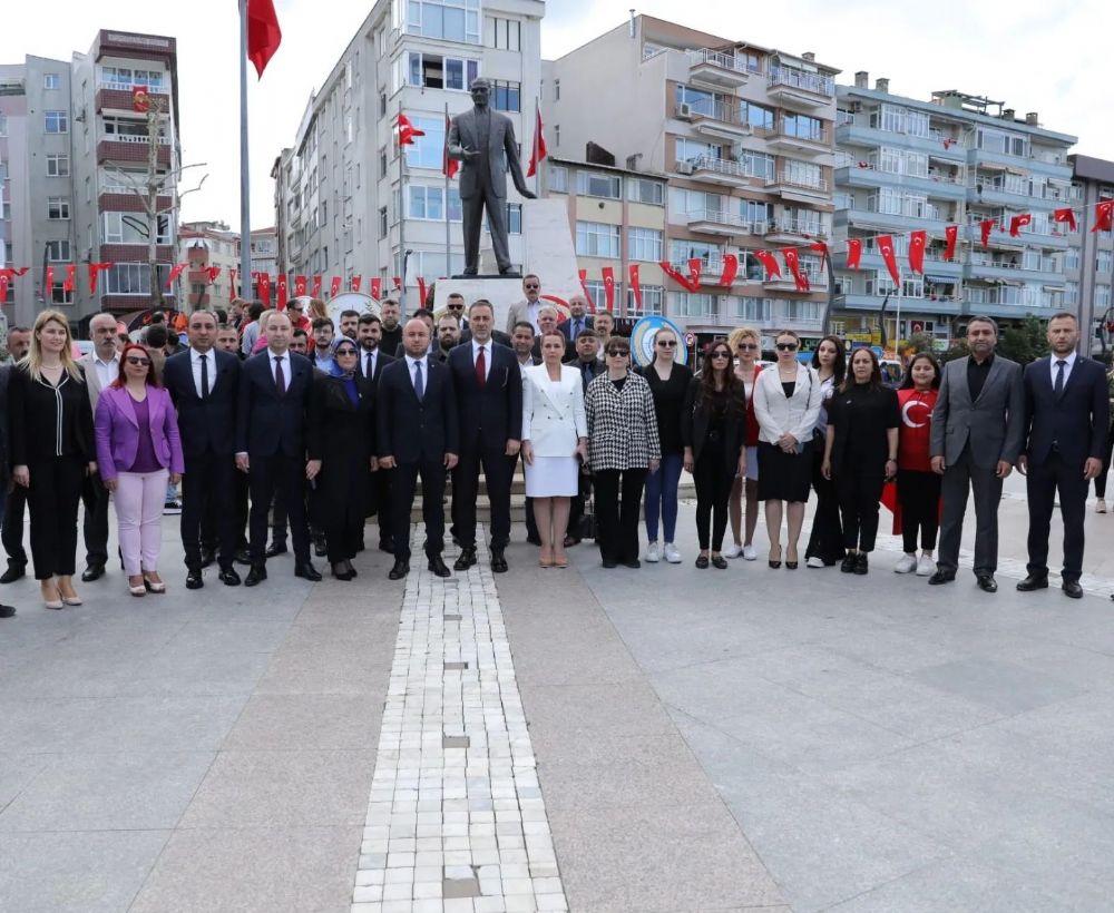 Yalçın: 2023 Lider Ülke Türkiye hedefine bizi gençlerimiz ulaştıracak