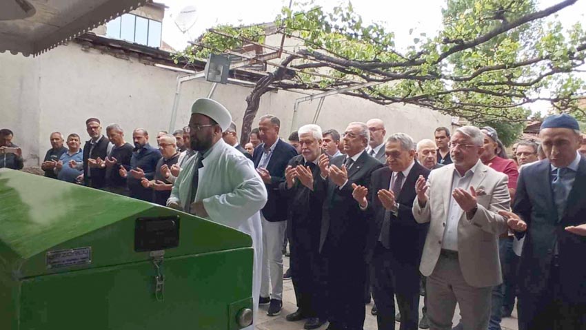 Hamoğlu memleketinde toprağa verildi