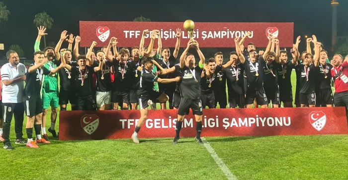 Elit U17 Liginde Beşiktaş şampiyonluğa ulaştı
