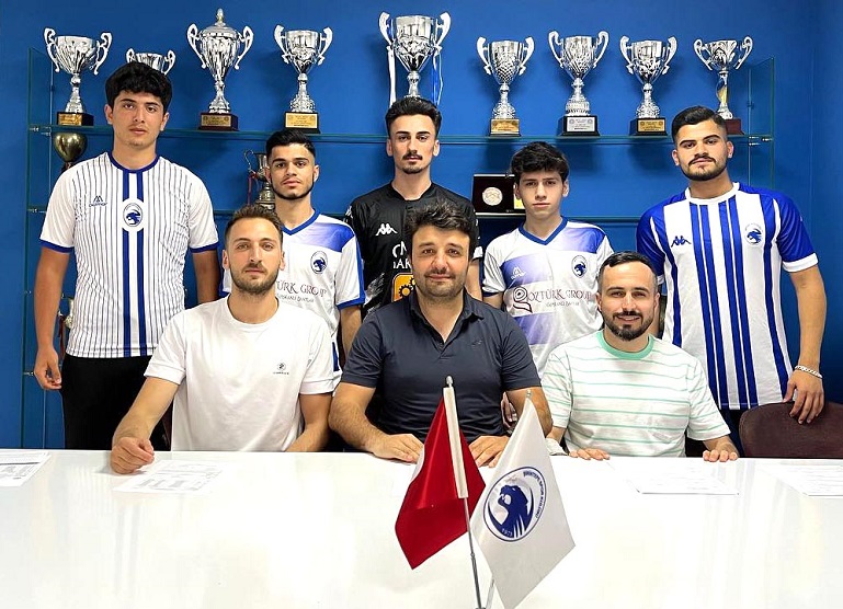Şirintepe’den 5 imza