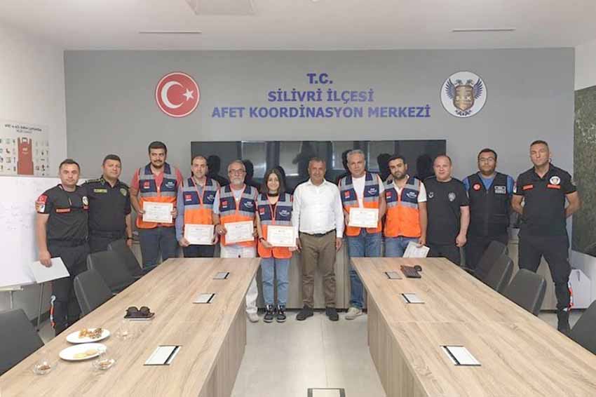 Teşekkür belgesi ile ödüllendirildiler