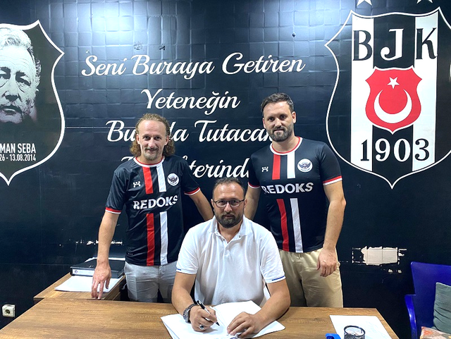 Redoks’tan çilek transferler