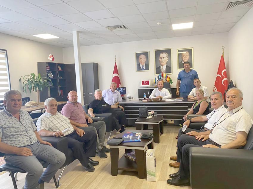 Muhtarlardan MHP İlçe Başkanı Yalçın’a ziyaret