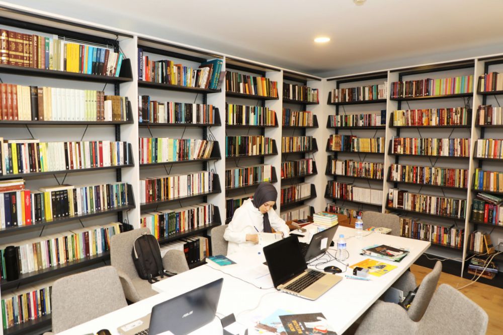 Ahmet Kekeç Kütüphanesi'ne yoğun ilgi