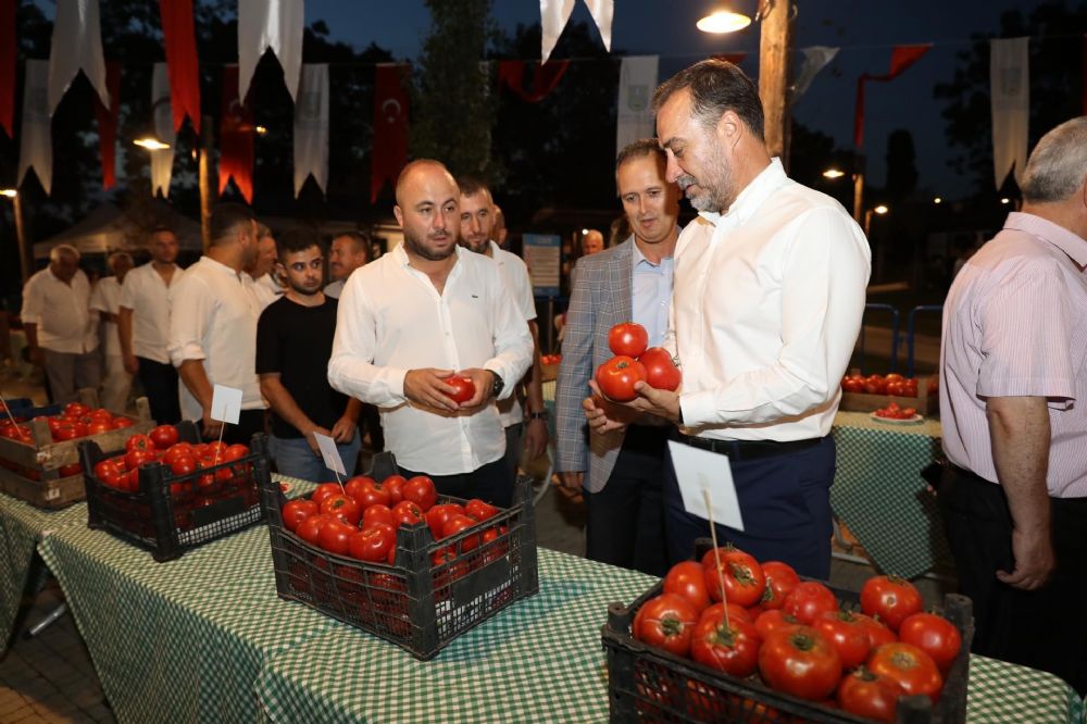 Silivri’de en güzel domatesler yarıştı