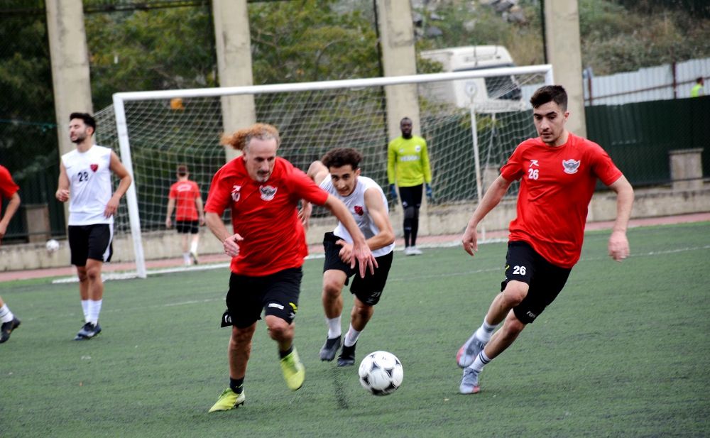 Tahtakale Kartalları FK göz doldurdu 3-0