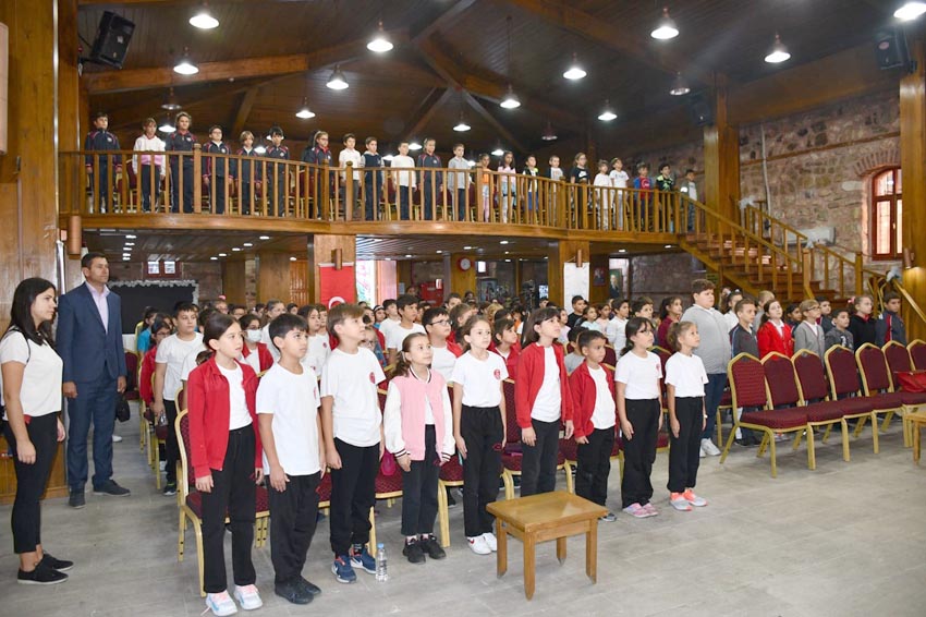 Öğrencilere Hayvan Sevgisi konusunda seminer