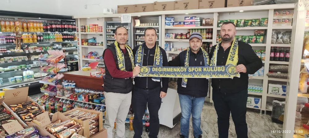 Değirmenköy esnafı takımına sahip çıkıyor