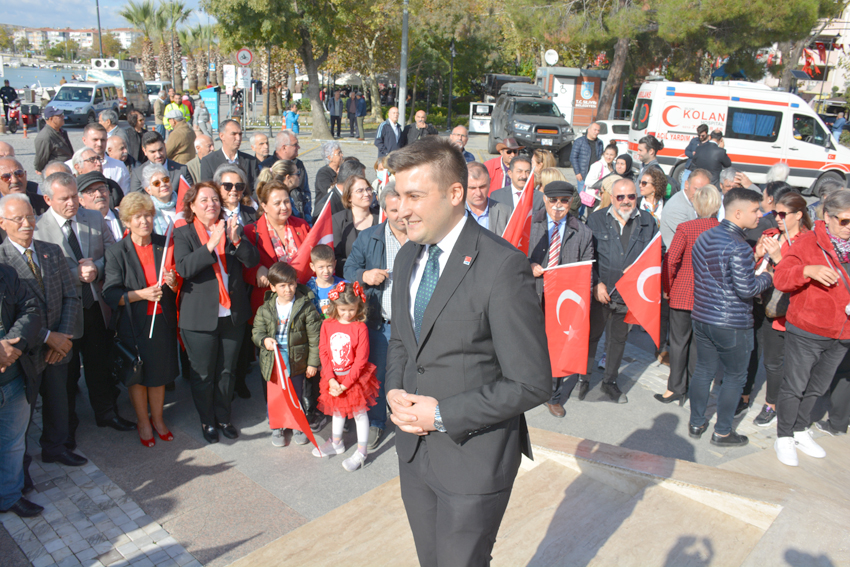 Esen: Ne bu vatan sahipsiz, ne de sizler kimsesizsiniz!