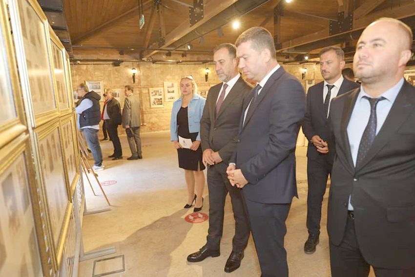 Fotoğraf sergisi açıldı