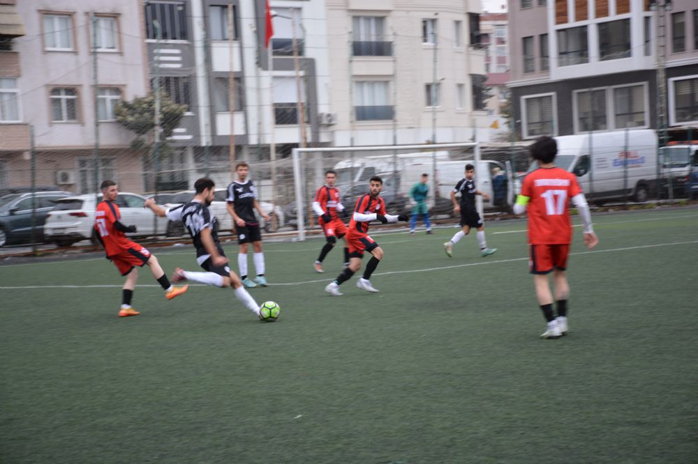 Sefaköy Kartalspor zorlanmadan 8-1