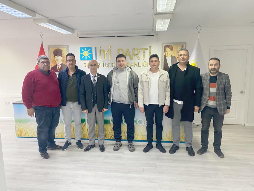 İYİ’ler ailesine katıldılar