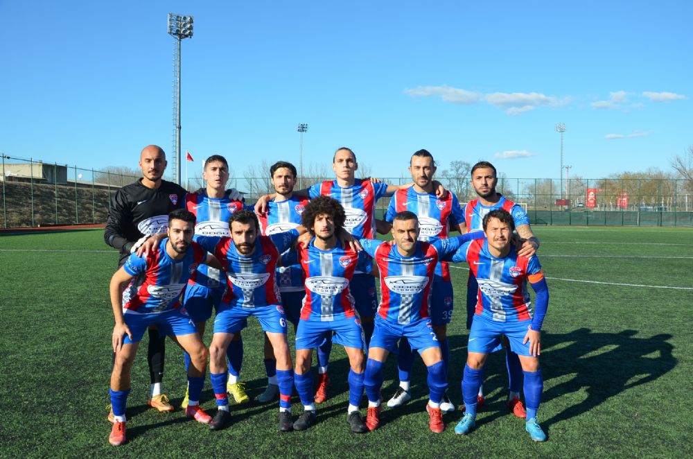 İlk yarının lideri Silivrispor 2-1